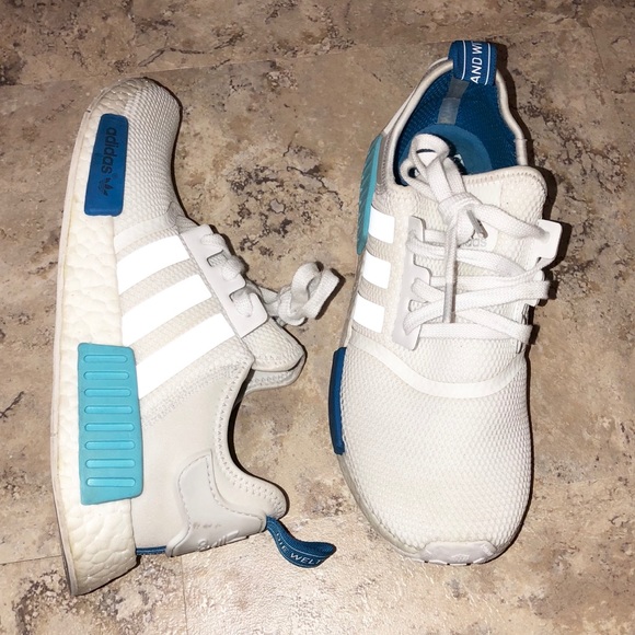 adidas nmd r1 blue glow